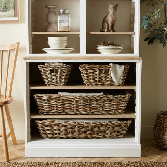 Brand new 👍 Set of 4 Churchgate Baskets 😀 1 Brand new 👍 Set of 4 Churchgate Baskets 😀